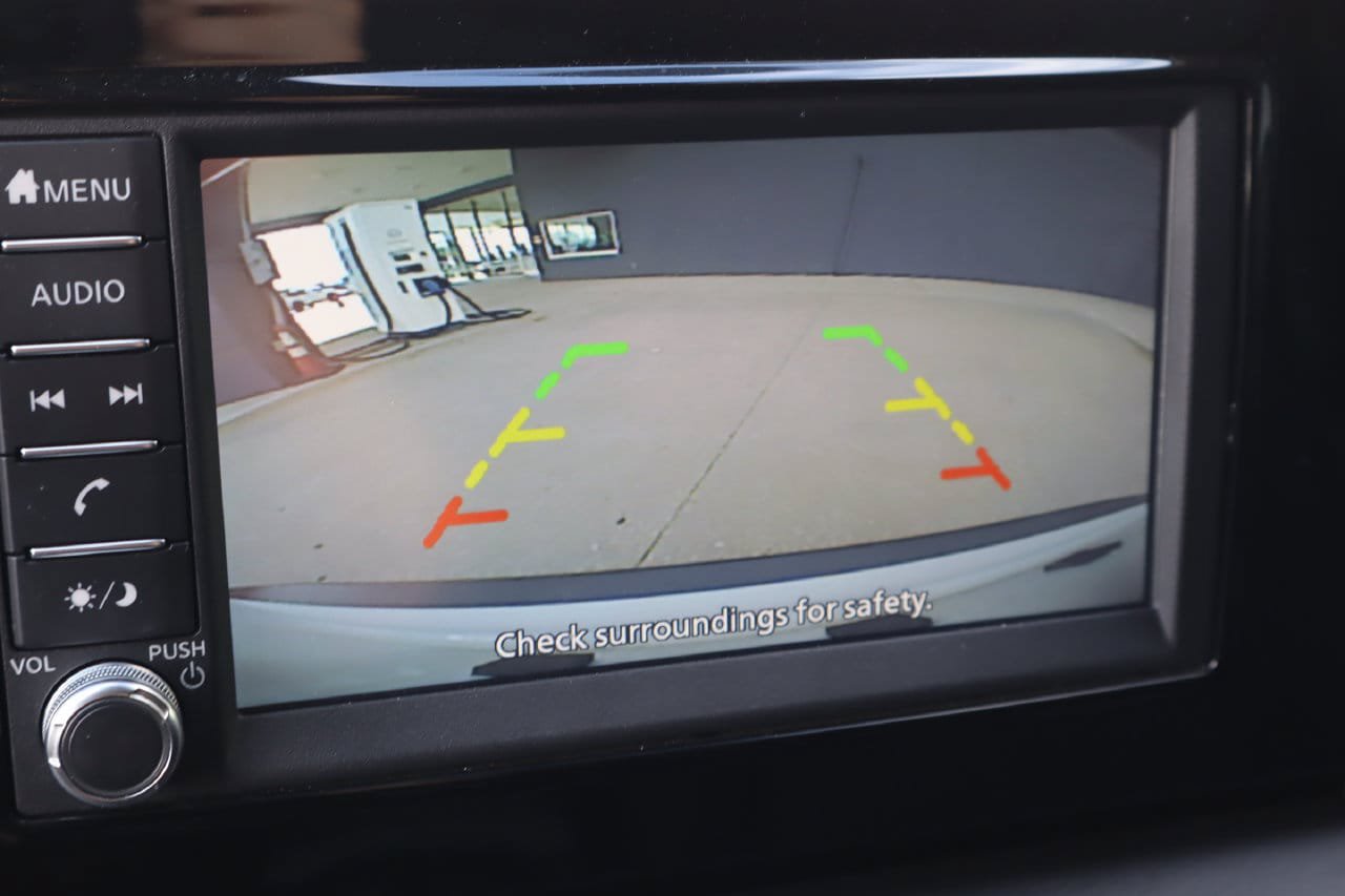 Used 2025 Nissan Kicks S FWD image 7