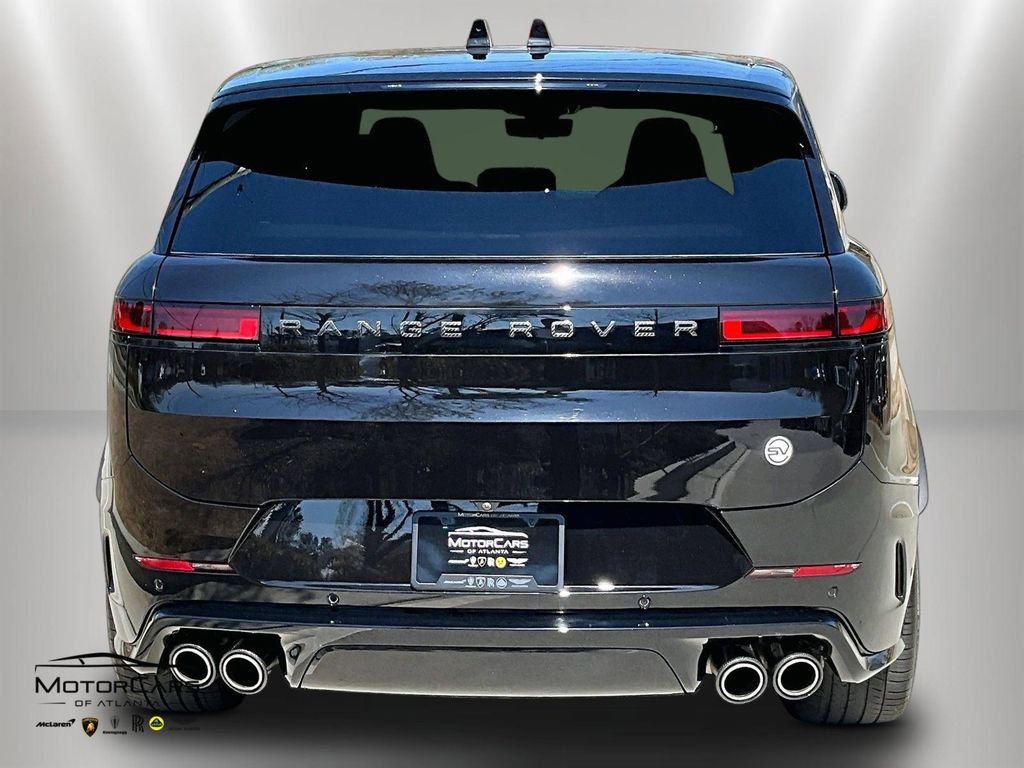 Used 2024 Land Rover Range Rover Sport image 4