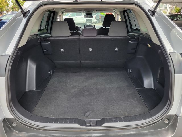 Used 2022 Toyota RAV4 XLE FWD image 22