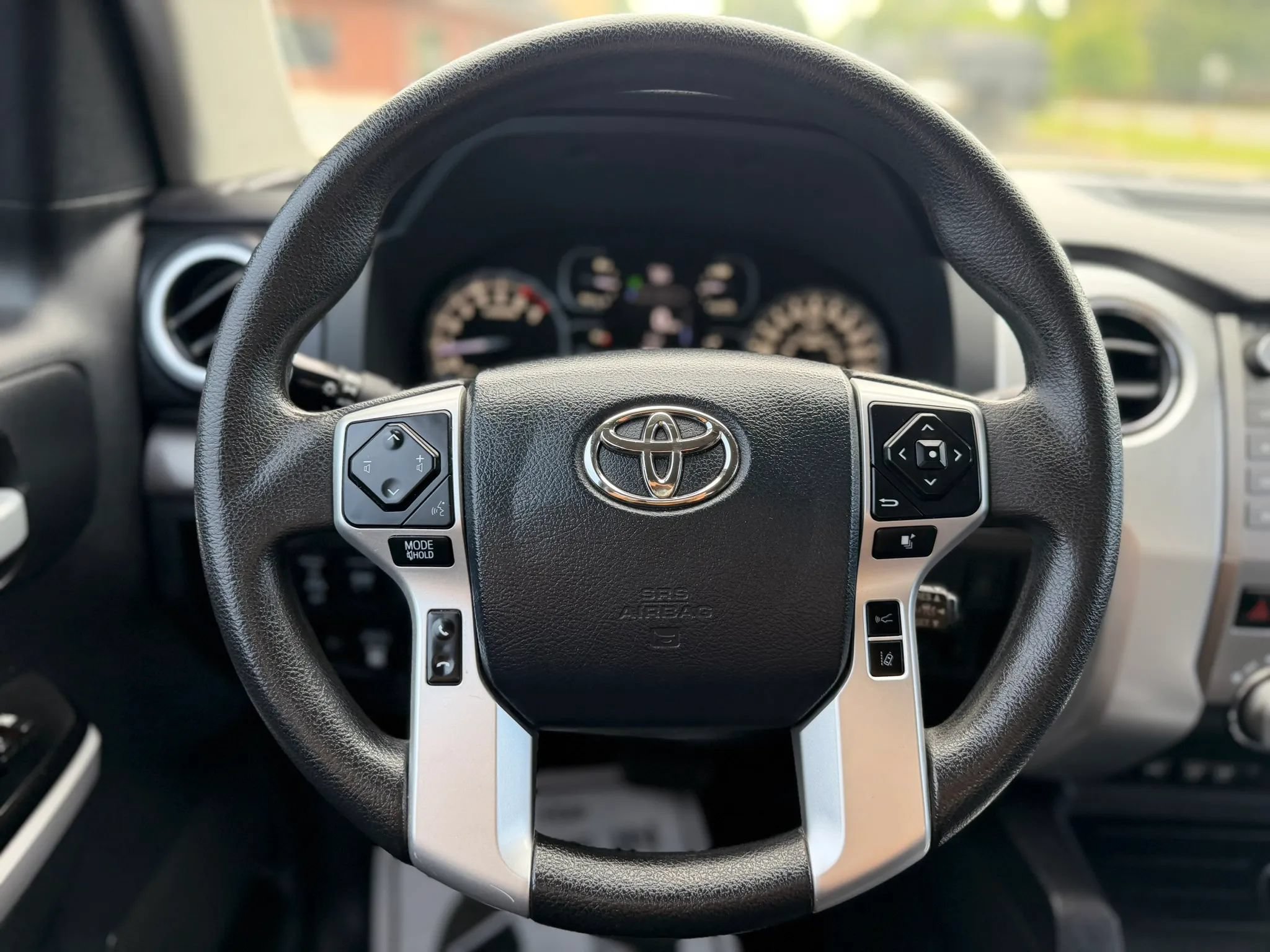 Used 2020 Toyota Tundra SR5 w/ SR5 Upgrade Package RWD image 36