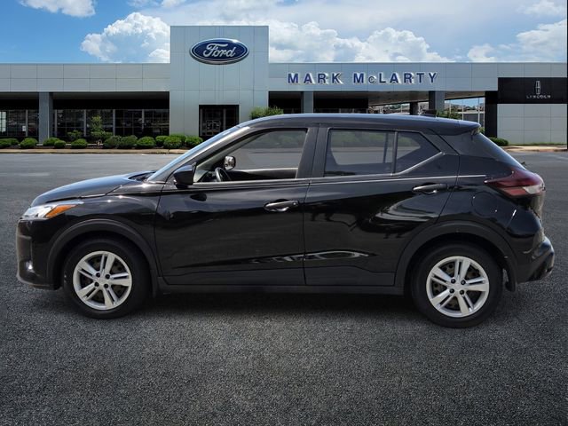 Used 2023 Nissan Kicks S FWD image 2