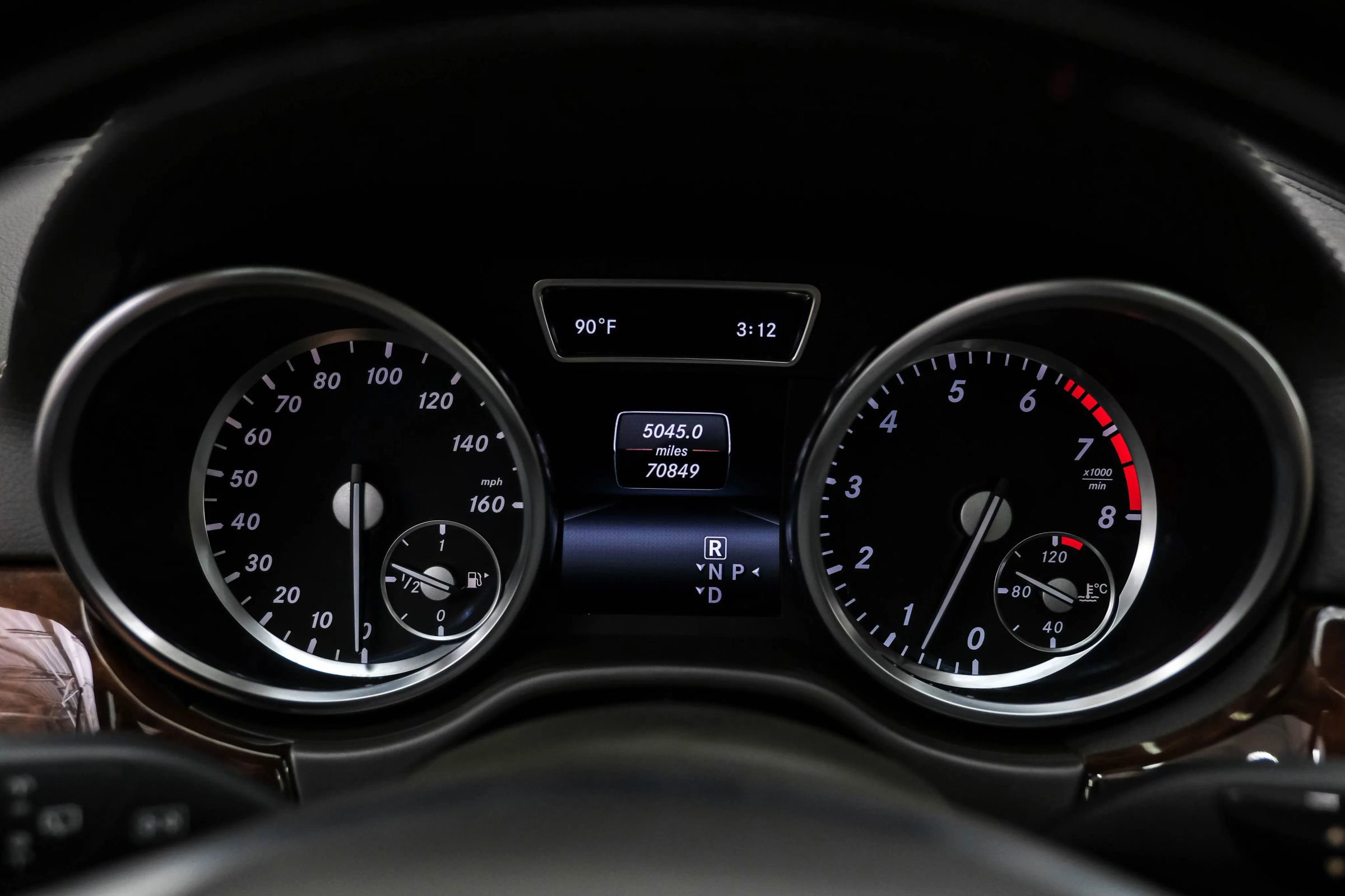 Used 2015 Mercedes-Benz GL 550 4MATIC image 18