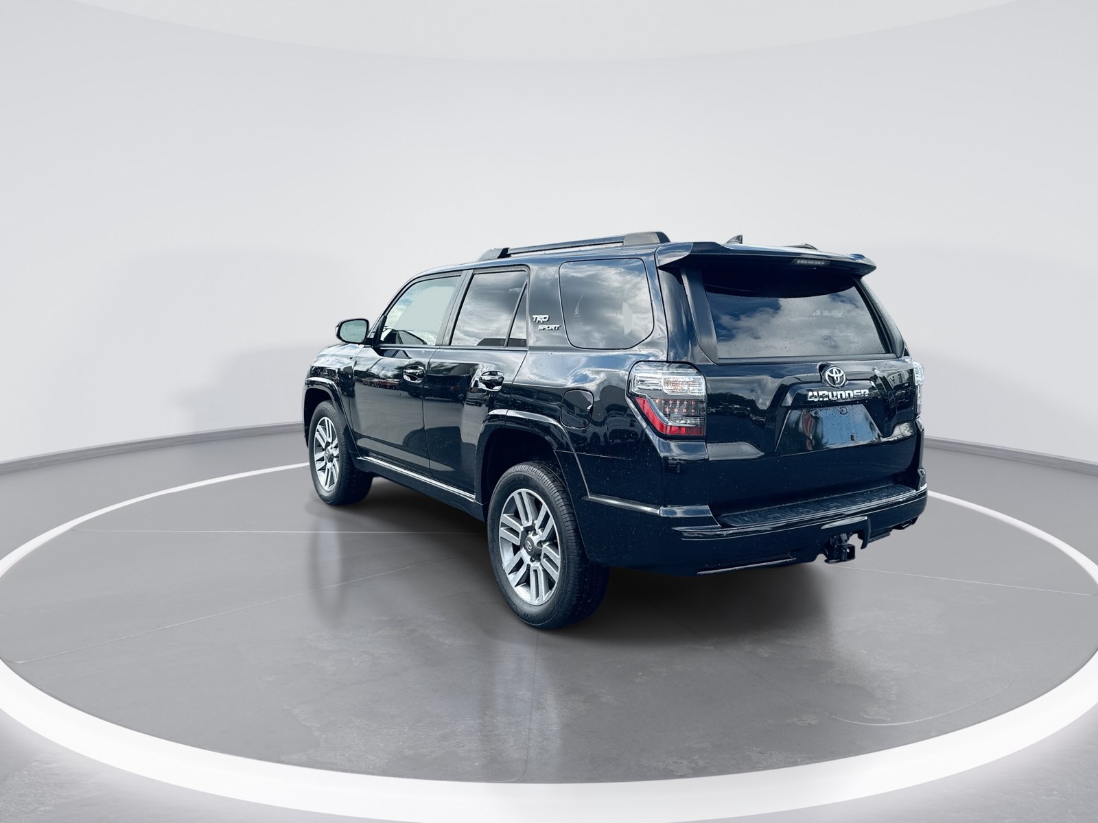Used 2022 Toyota 4Runner TRD Sport AWD/4WD image 7