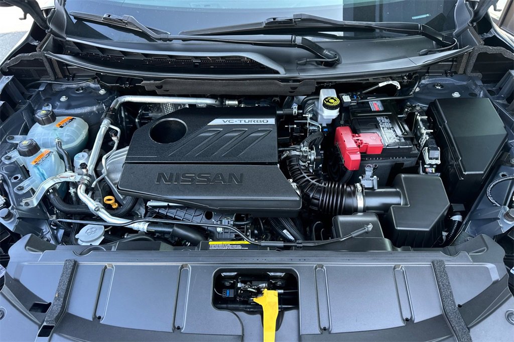 Used 2024 Nissan Rogue SV image 33