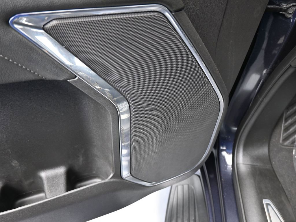 Used 2023 Chevrolet Silverado 1500 LT image 14