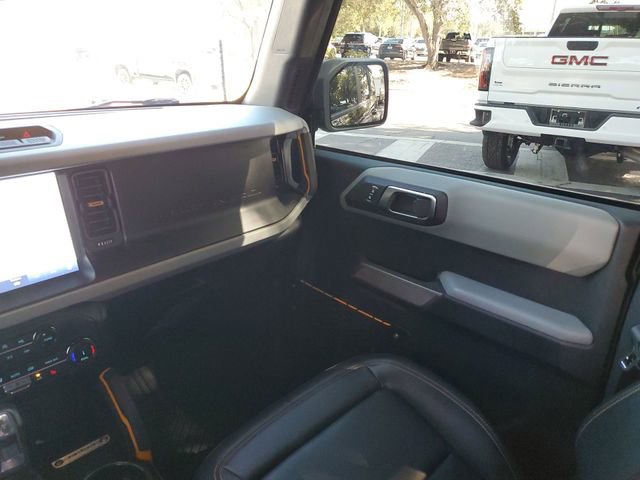 Used 2022 Ford Bronco Badlands image 11