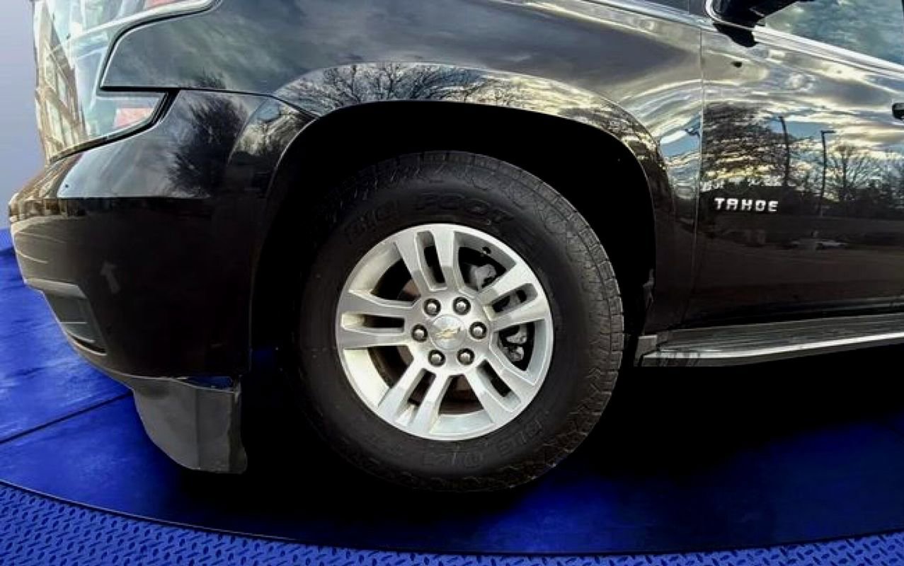 Used 2018 Chevrolet Tahoe LT image 20