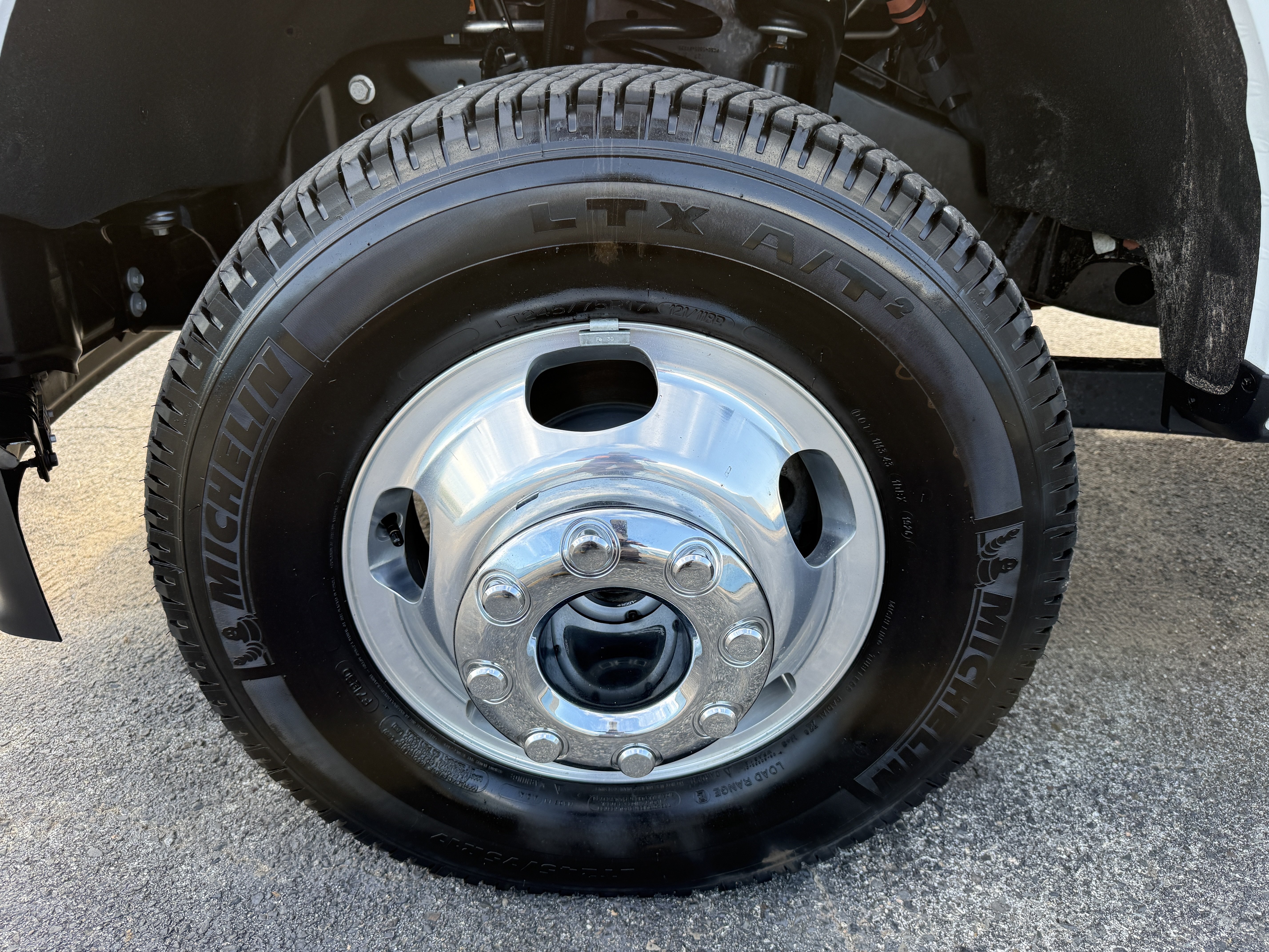 Used 2026 Ford F350 Lariat AWD/4WD image 37