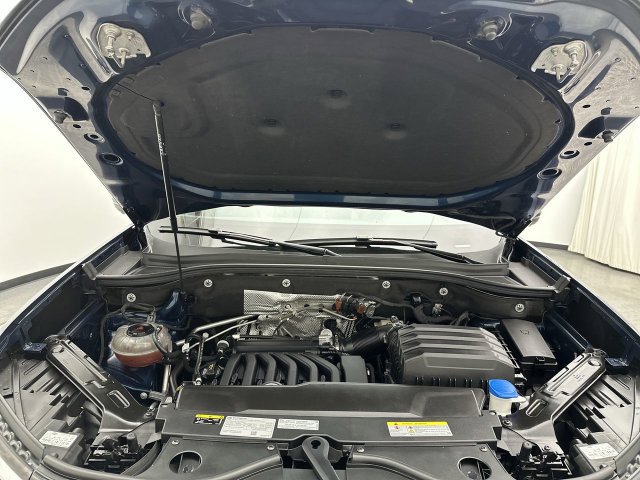 Certified 2023 Volkswagen Atlas Cross Sport SEL Premium R-Line AWD/4WD image 27