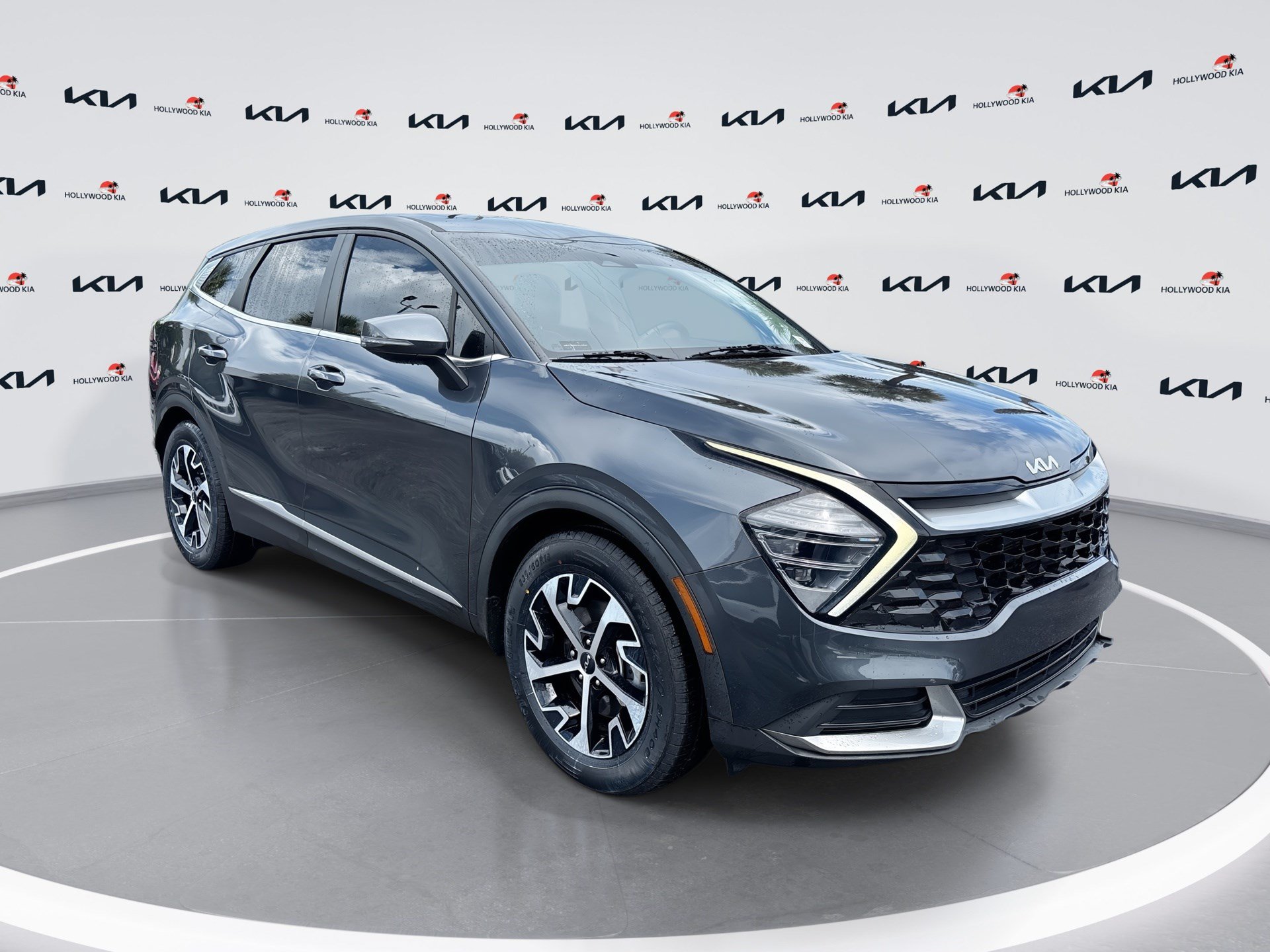 Certified 2024 Kia Sportage EX FWD image 1