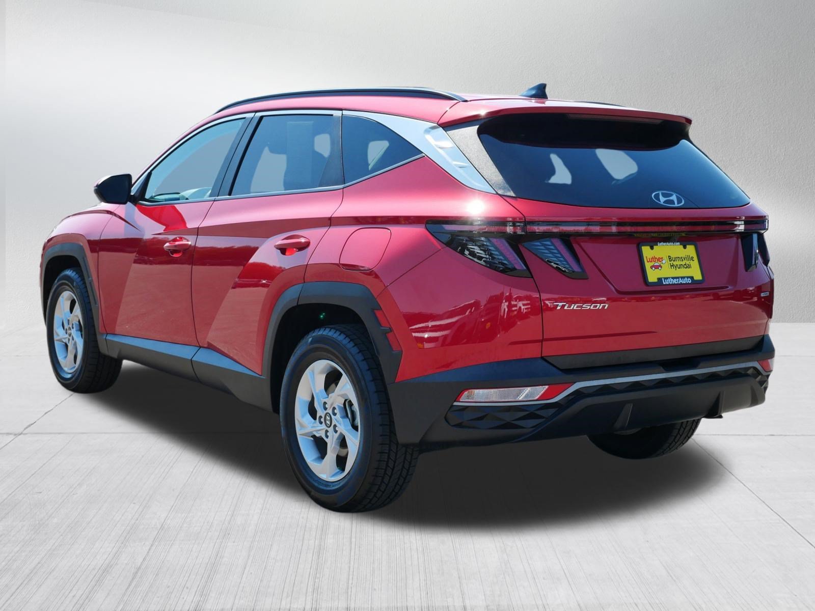 Certified 2022 Hyundai Tucson SEL w/ Cargo Package AWD/4WD image 5