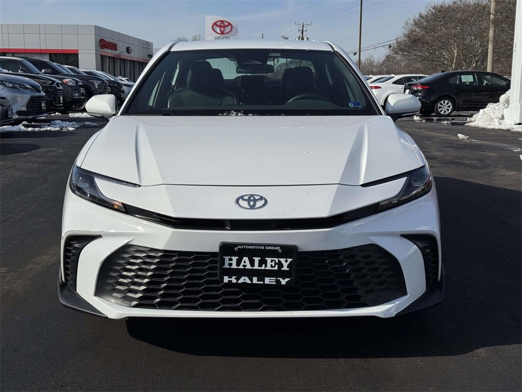 Used 2025 Toyota Camry SE image 24