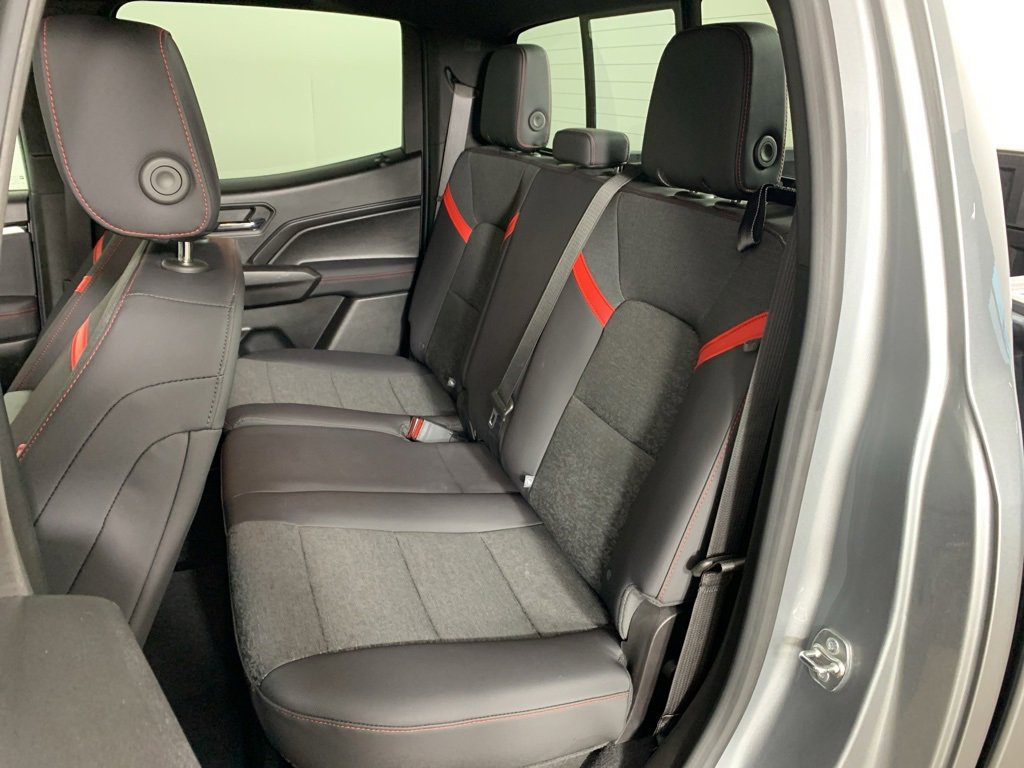 Used 2024 Chevrolet Colorado Z71 w/ Z71 Convenience Package 2 image 30