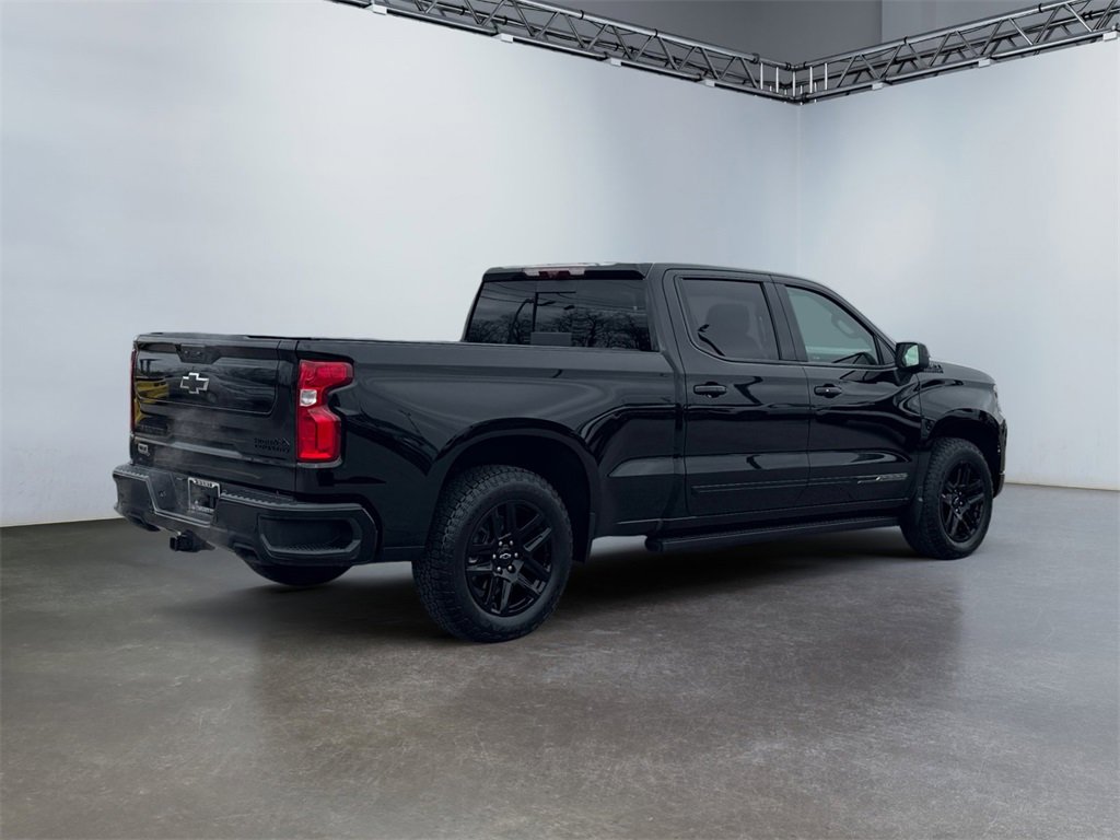 Certified 2025 Chevrolet Silverado 1500 High Country w/ Midnight Edition image 3