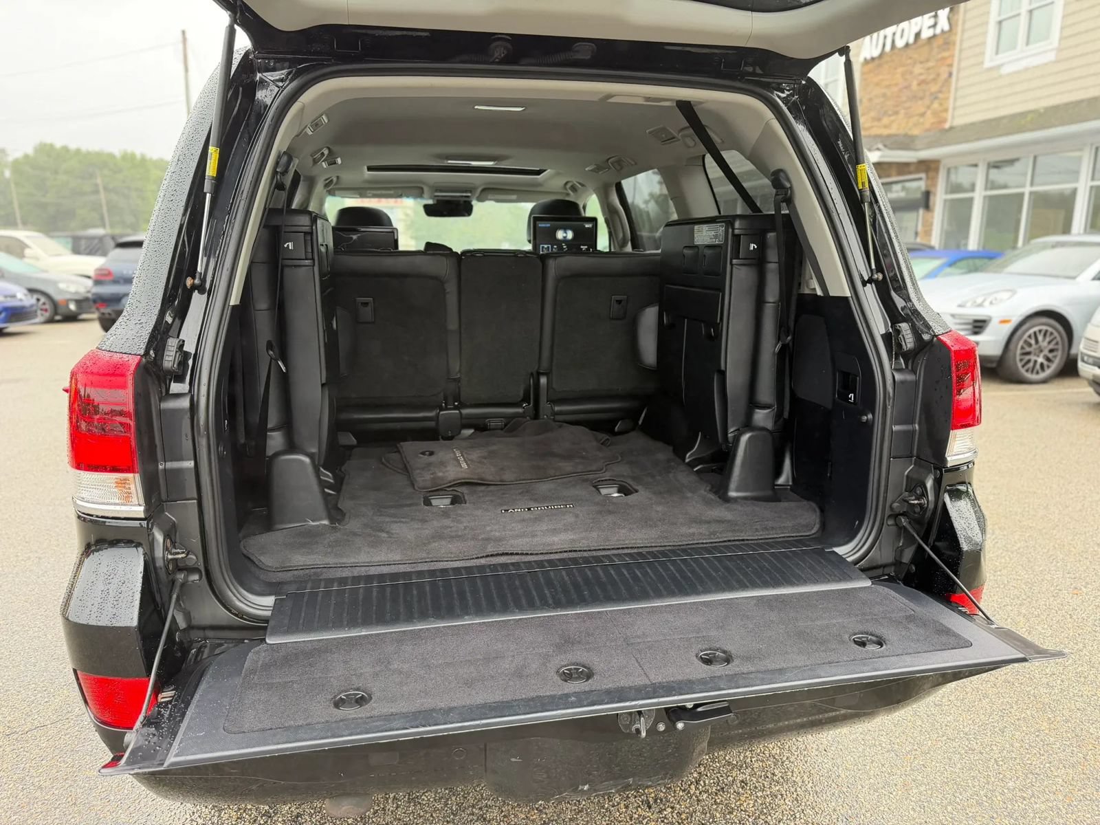 Used 2016 Toyota Land Cruiser AWD/4WD image 13
