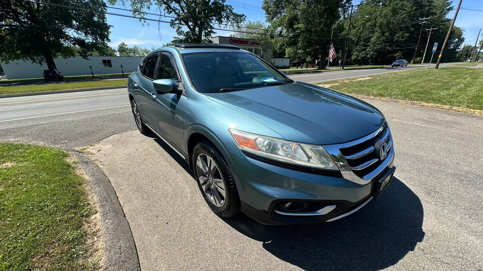 Used 2015 Honda Crosstour EX-L image 3