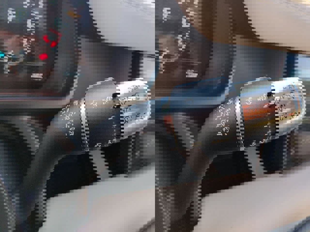 Used 2021 Land Rover Defender 110 S image 28