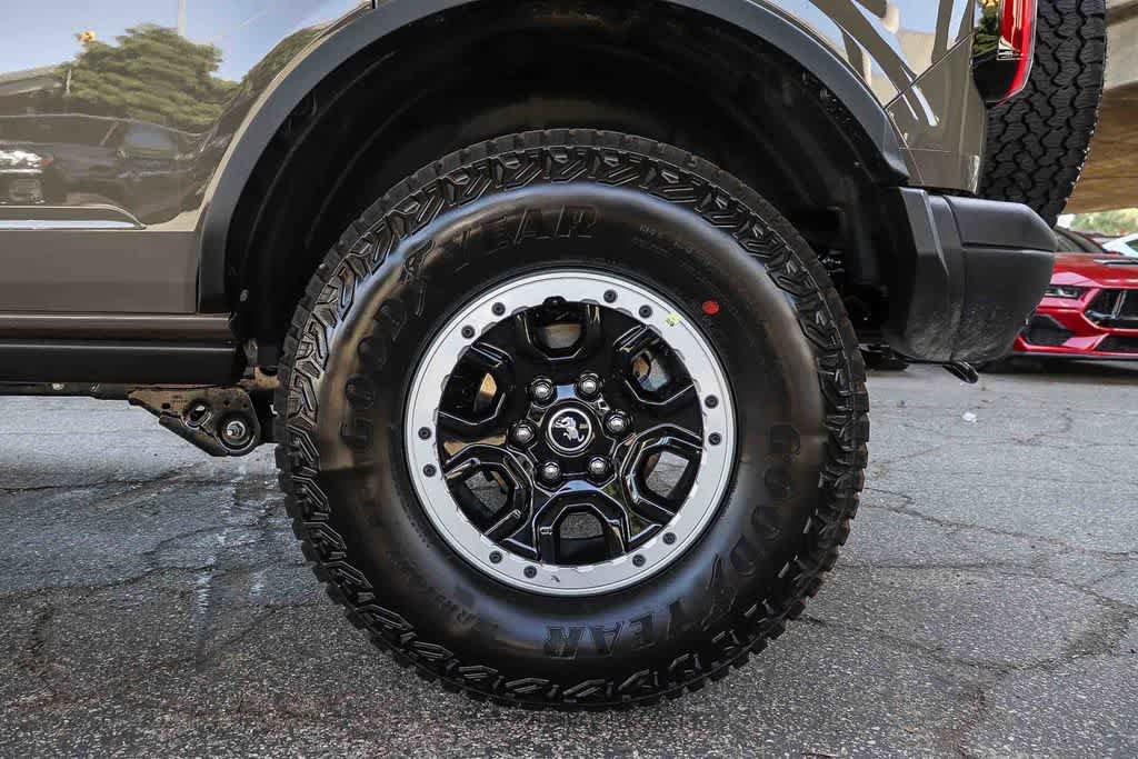 New 2026 Ford Bronco Badlands image 10