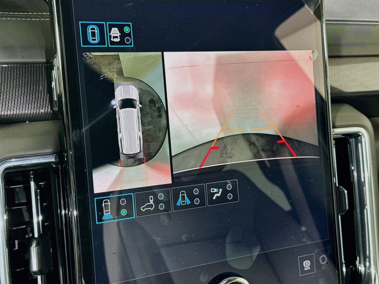 New 2027 GMC Yukon XL Elevation w/ LPO, Floor Liner Package AWD/4WD image 9