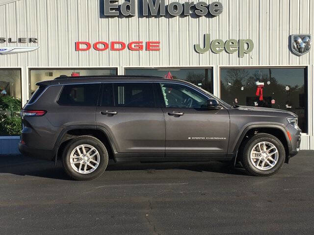 Used 2024 Jeep Grand Cherokee L Laredo w/ Luxury Tech Group I image 2