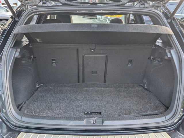 Used 2015 Volkswagen Golf 4-Door image 10