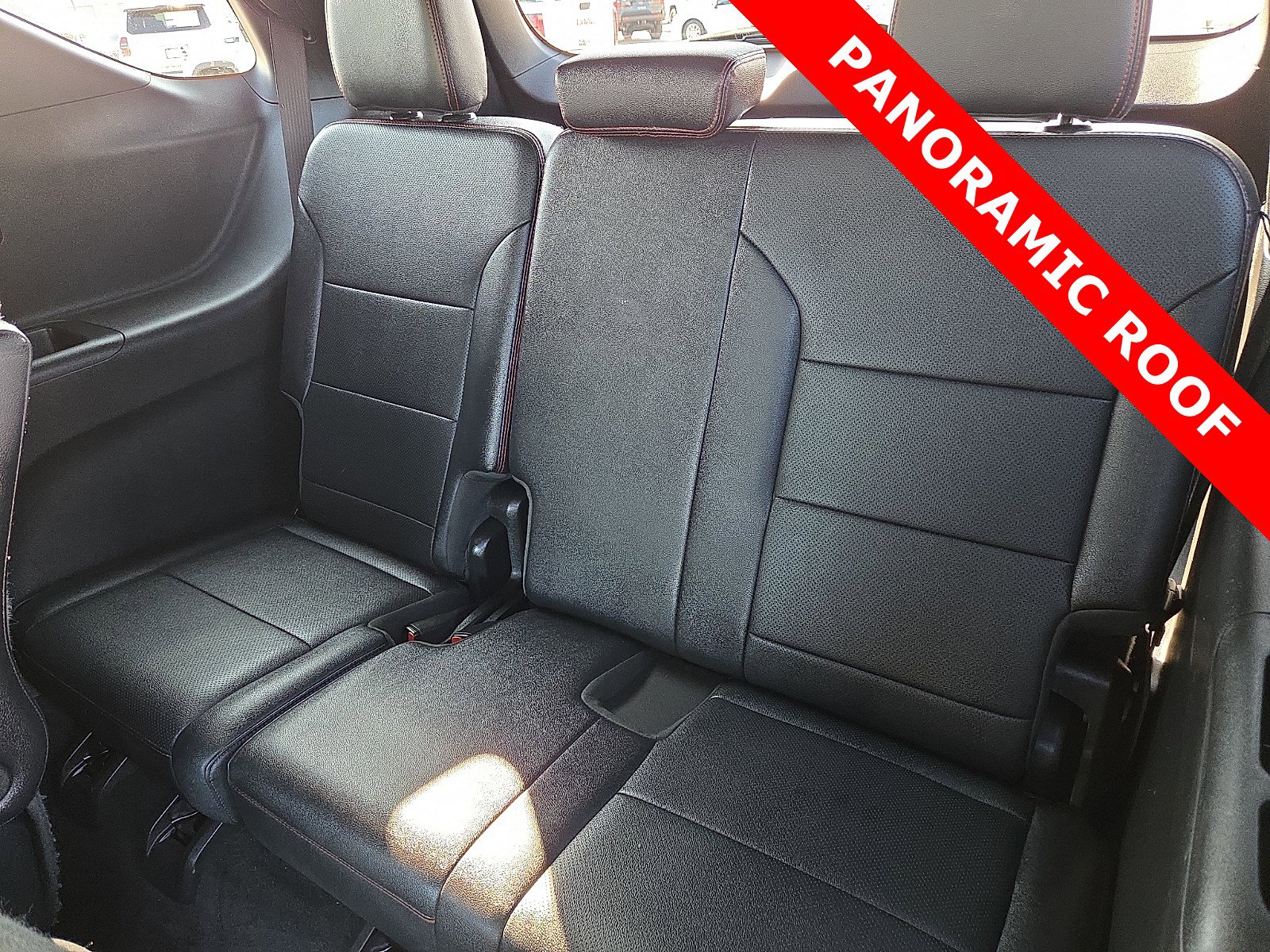 Used 2024 Chevrolet Traverse RS image 10