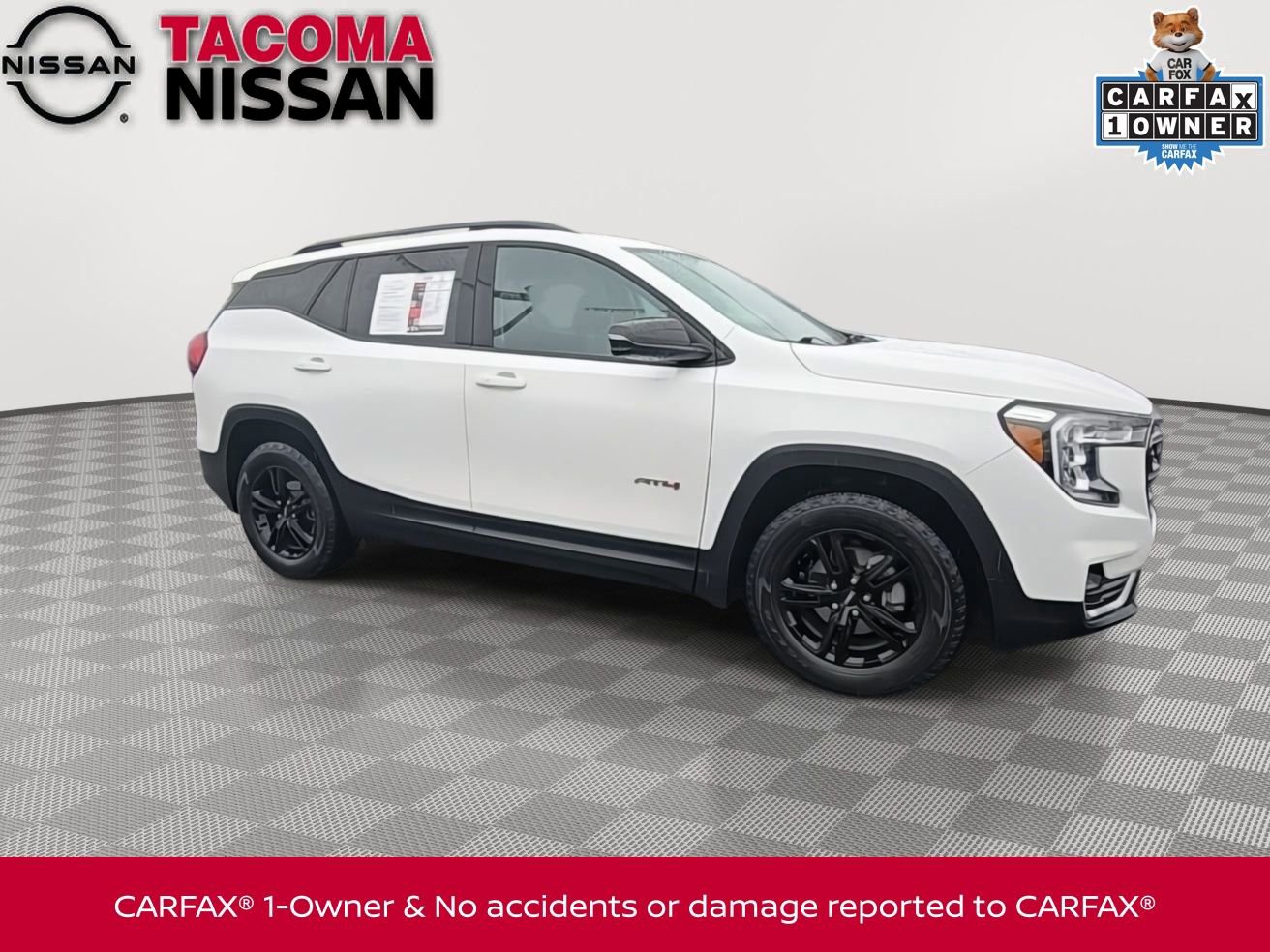 Used 2023 GMC Terrain AT4 image 2