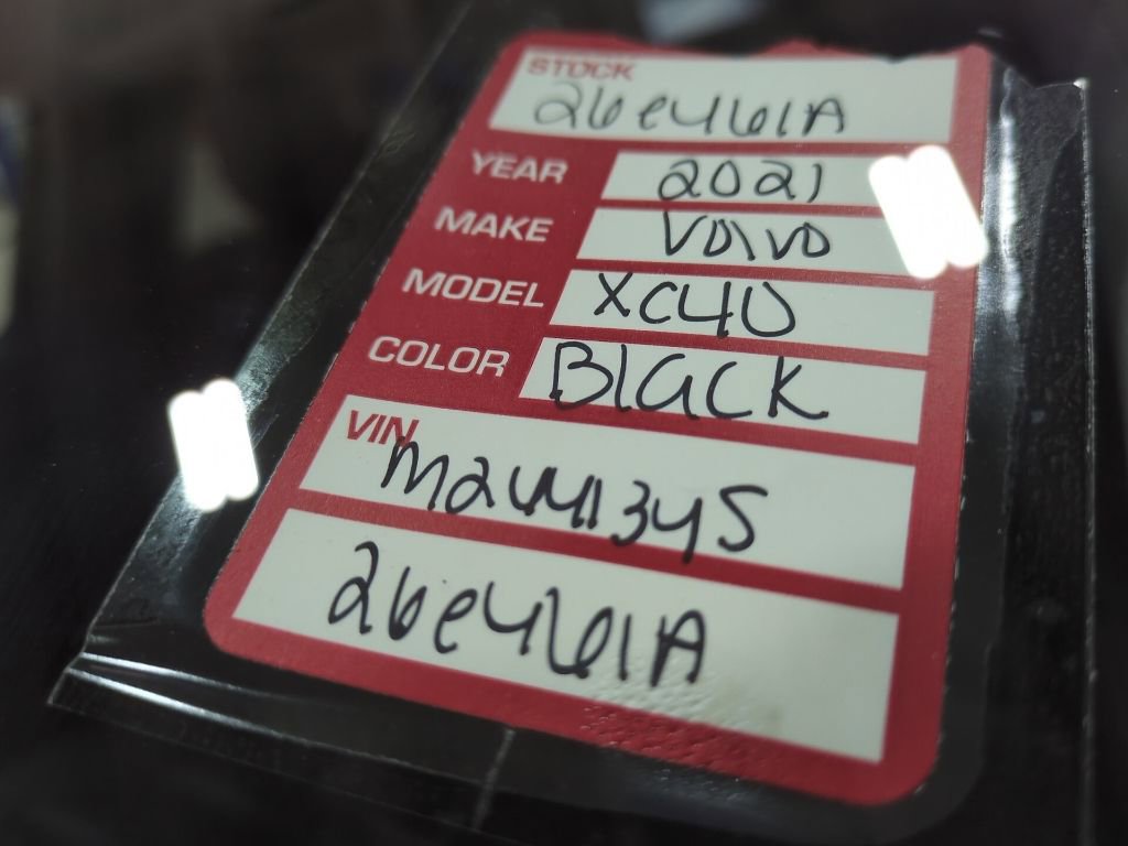 Used 2021 Volvo XC40 T5 Inscription image 25