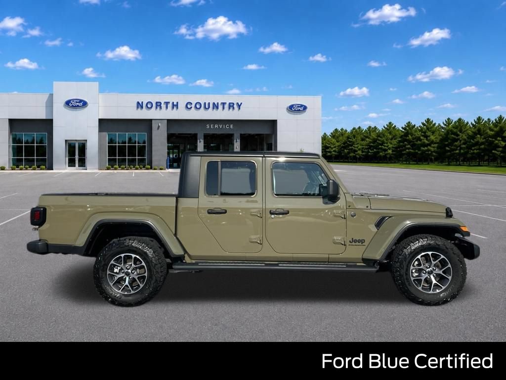 Used 2025 Jeep Gladiator Sport