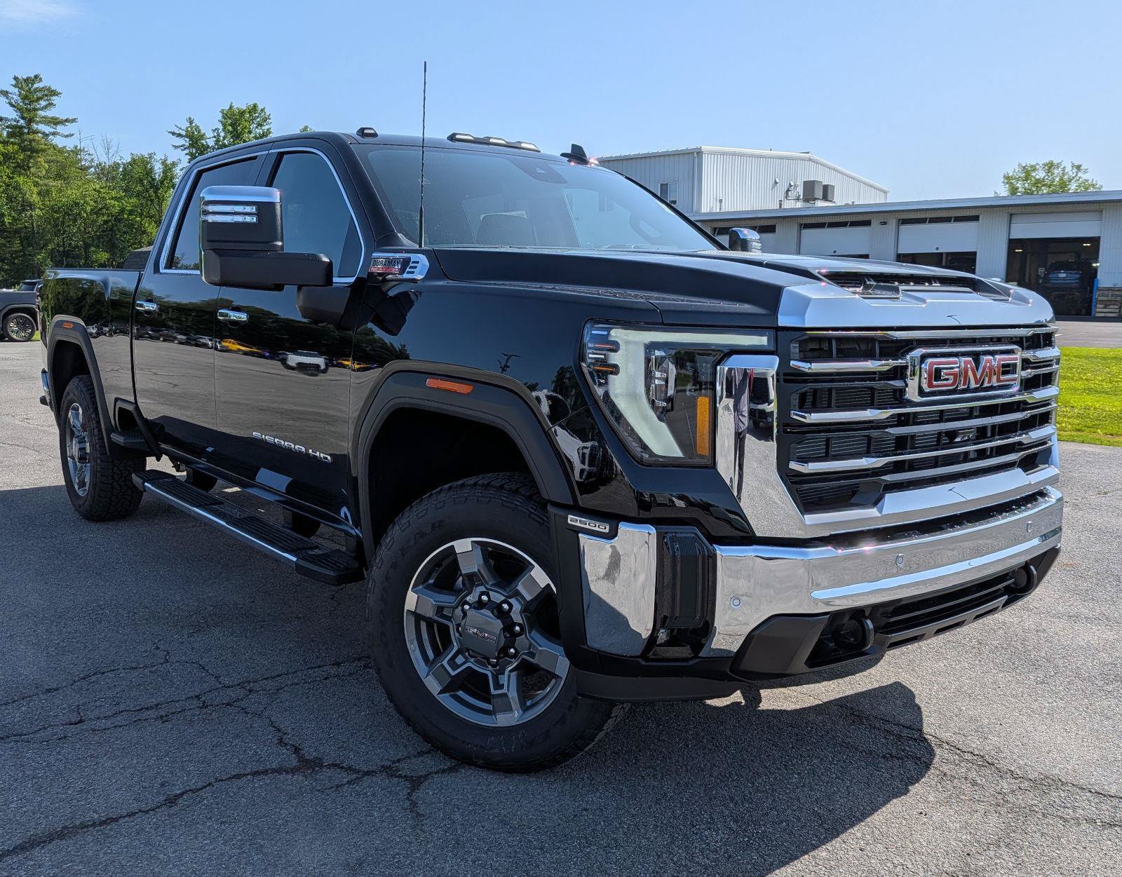 New 2026 GMC Sierra 2500 SLT w/ SLT Premium Package