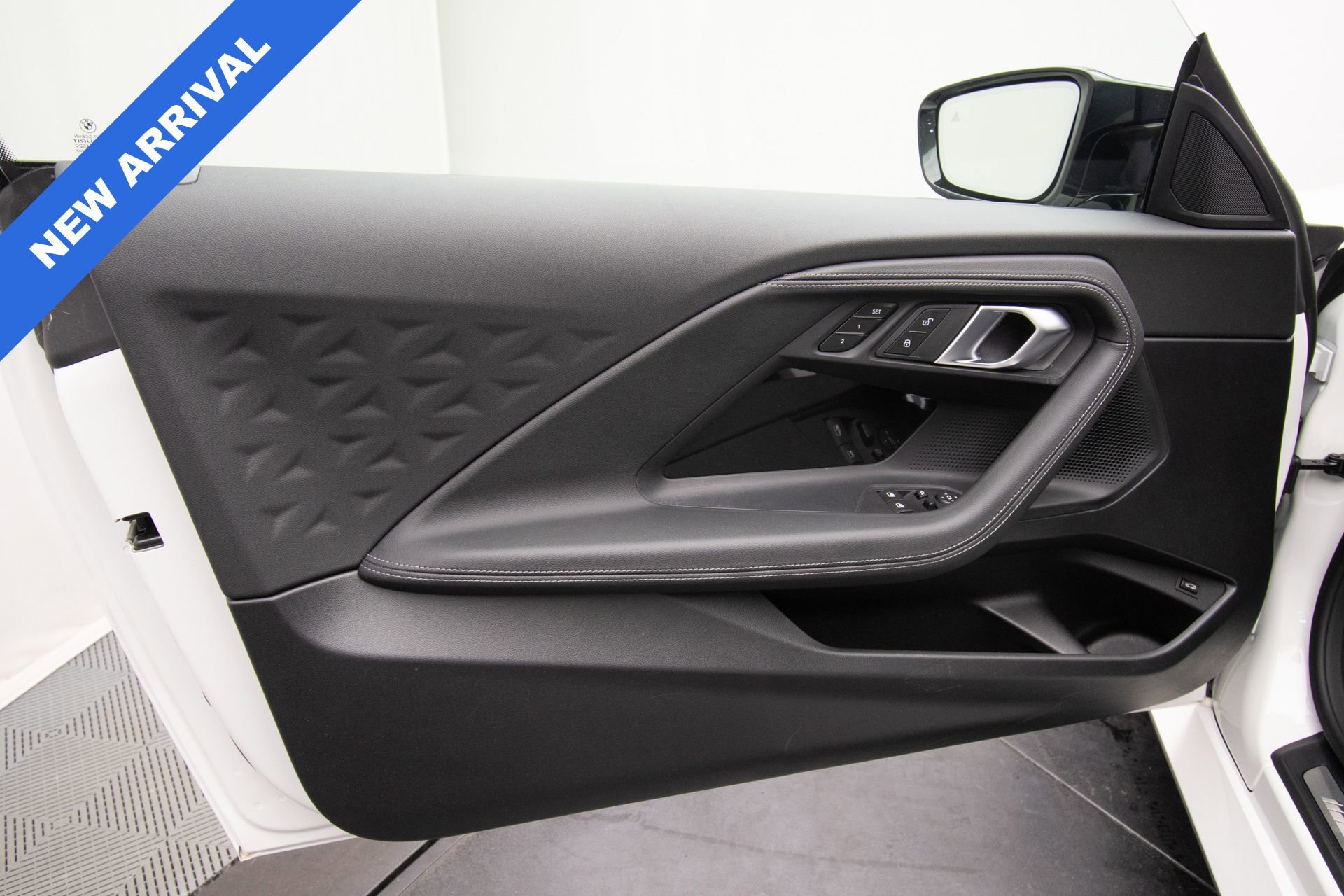 Used 2025 BMW M240i xDrive Coupe image 33