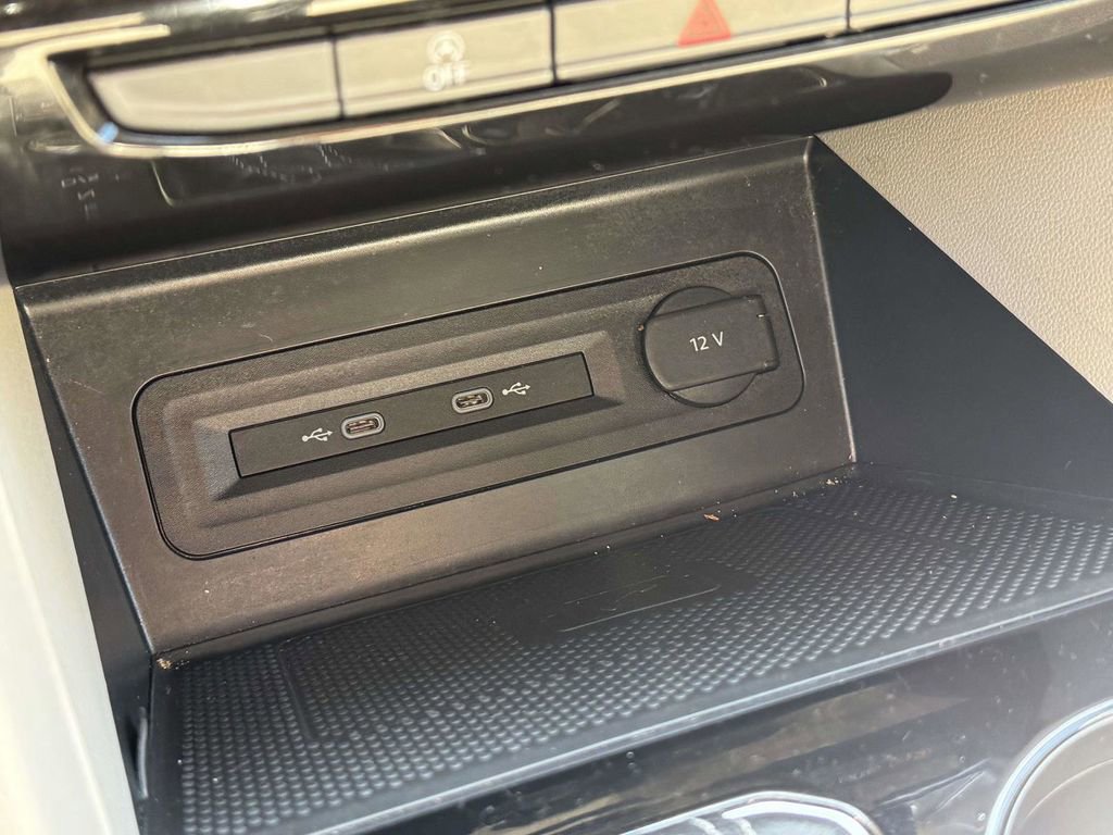 Used 2023 Volkswagen Atlas SE AWD/4WD image 15