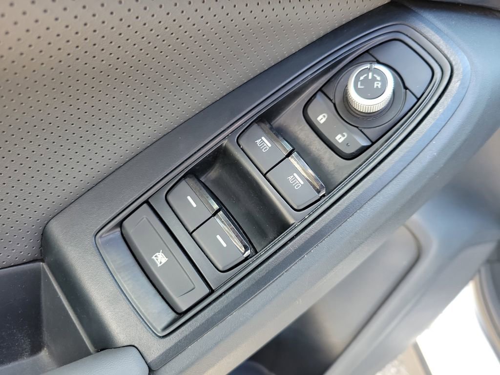 Used 2021 Subaru Crosstrek 2.5i Sport w/ Moonroof Package image 16