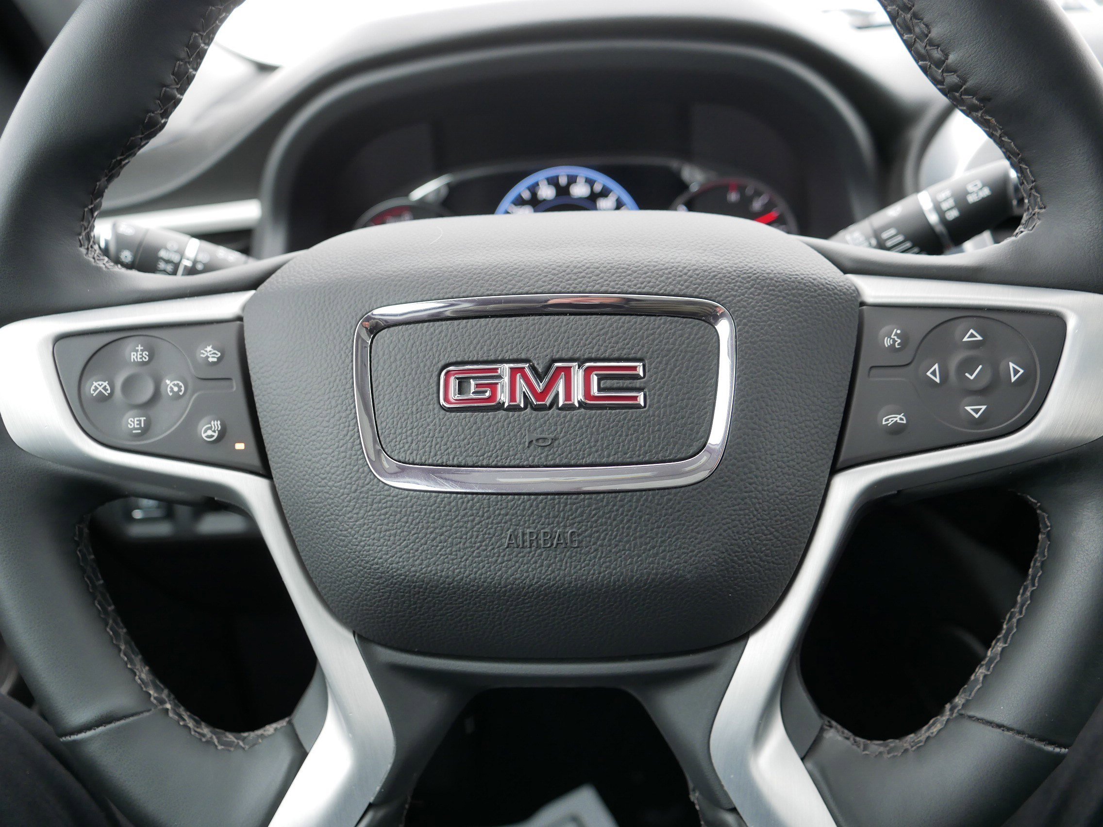 Used 2023 GMC Acadia SLT w/ Technology Package image 25