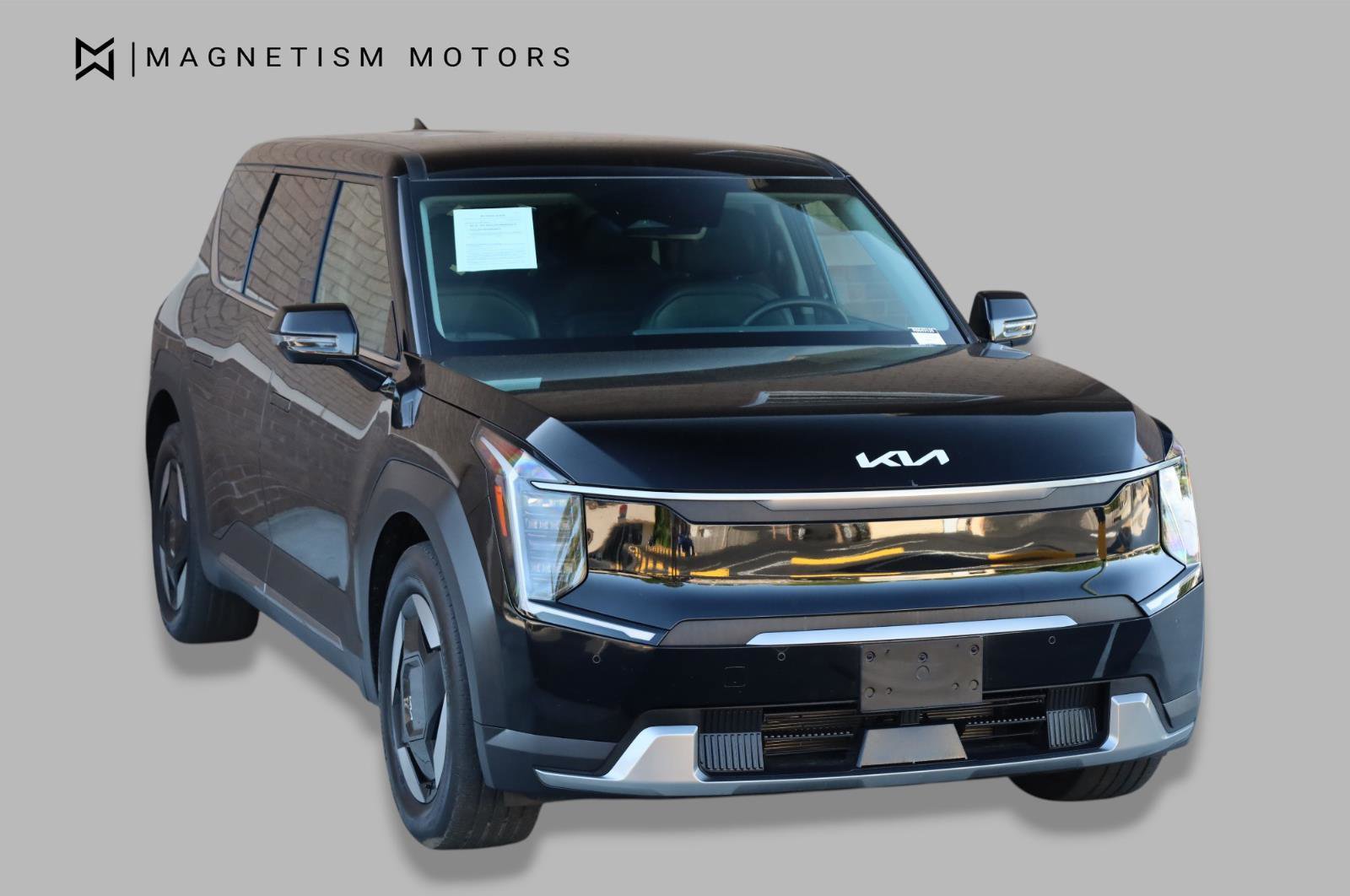 Used 2024 Kia EV9 Light Long Range RWD image 6