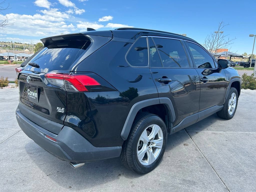 Used 2021 Toyota RAV4 XLE w/ Carpet Mat Package (TMS) AWD/4WD image 10