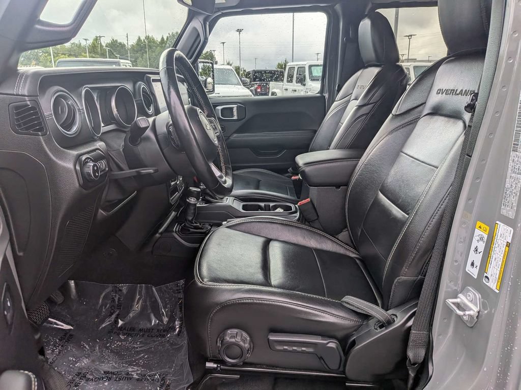 Used 2020 Jeep Gladiator Overland AWD/4WD image 19