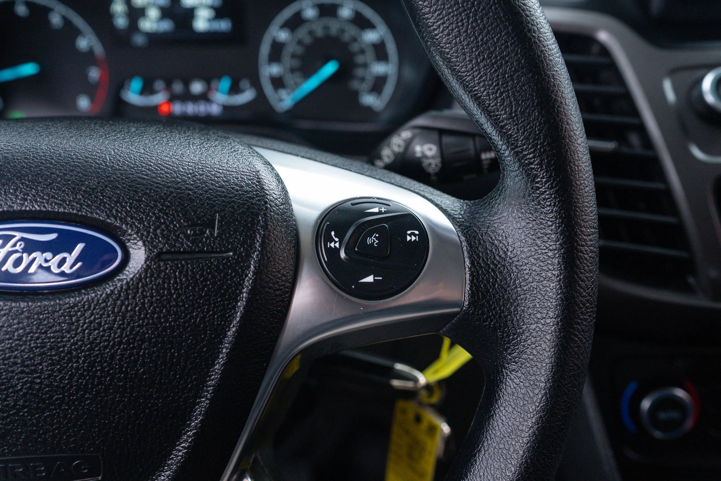 Used 2023 Ford Transit Connect XL image 30