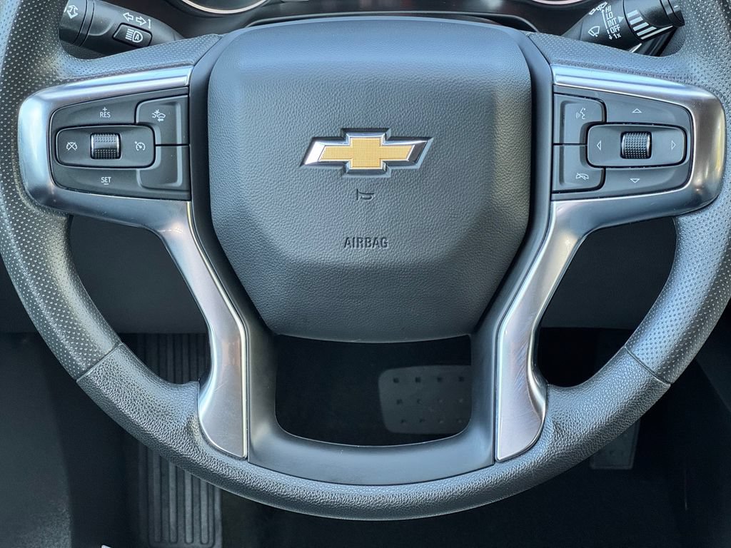 Used 2025 Chevrolet Blazer LT FWD image 21
