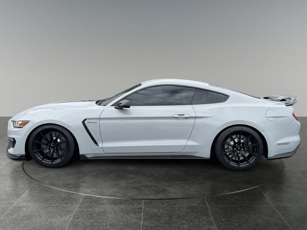 Used 2017 Ford Mustang Shelby GT350 RWD image 6