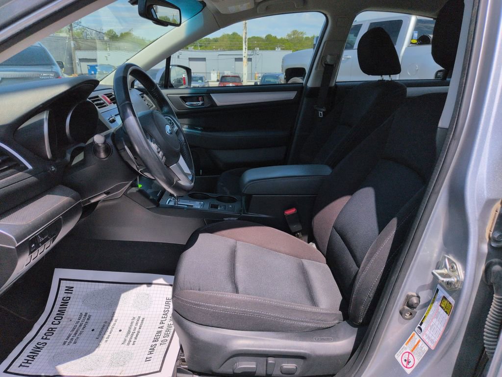 Used 2016 Subaru Legacy 2.5i Premium w/ Popular Package #1 AWD/4WD image 9