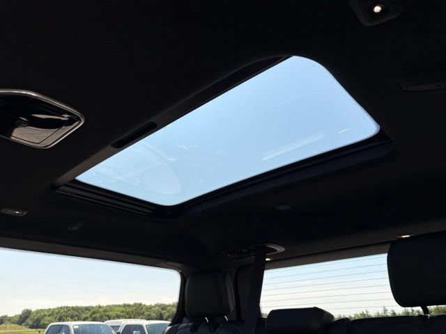 New 2026 Jeep Grand Wagoneer 4WD image 13