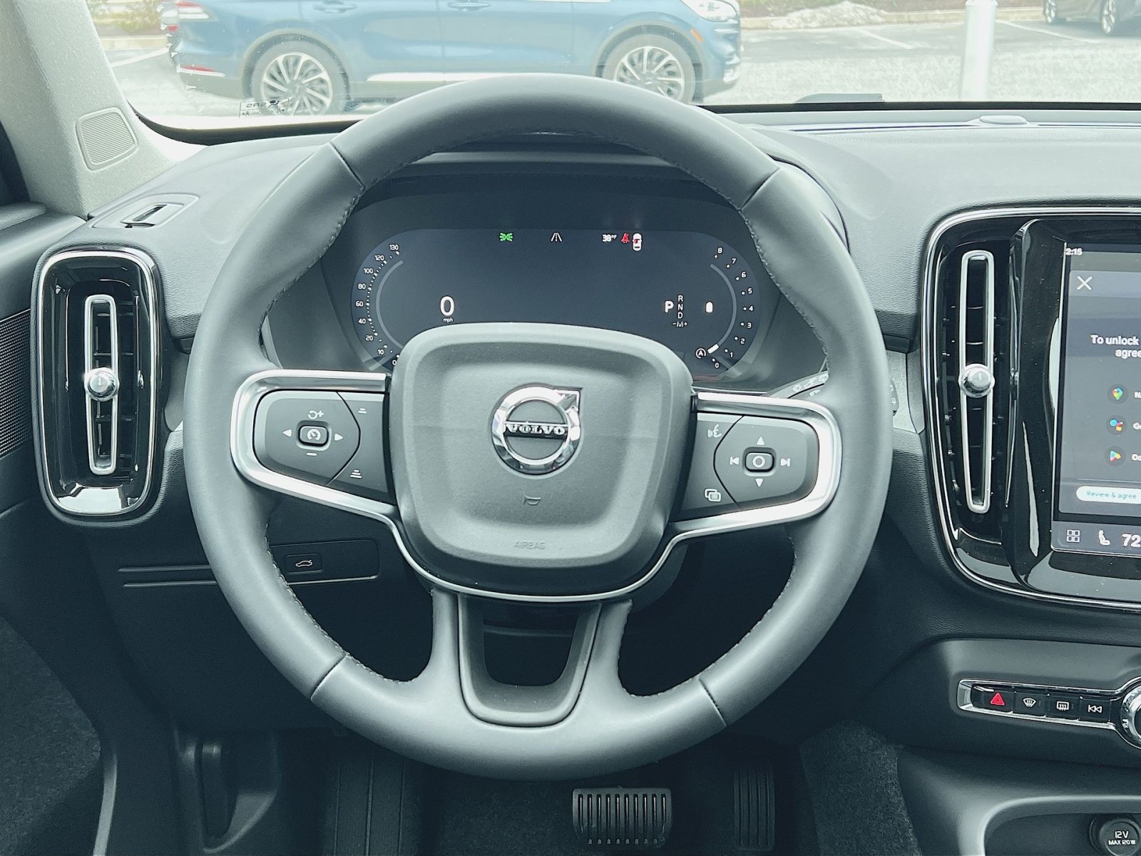New 2026 Volvo XC40 B5 Core AWD/4WD image 16