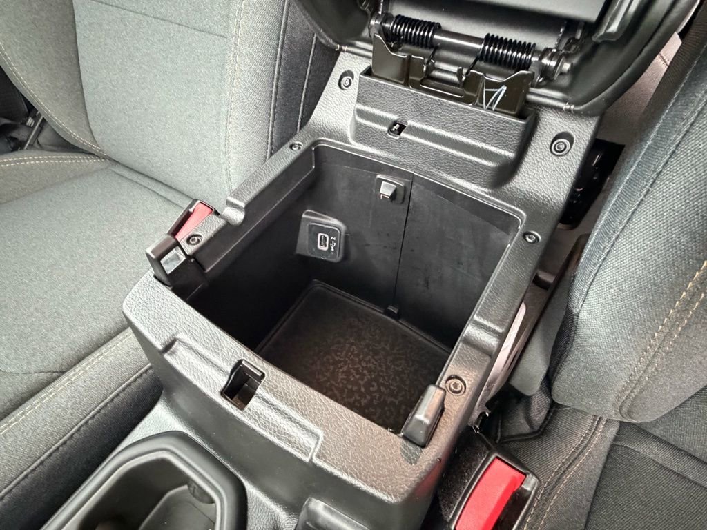 Used 2025 Jeep Wrangler Unlimited Sahara image 27