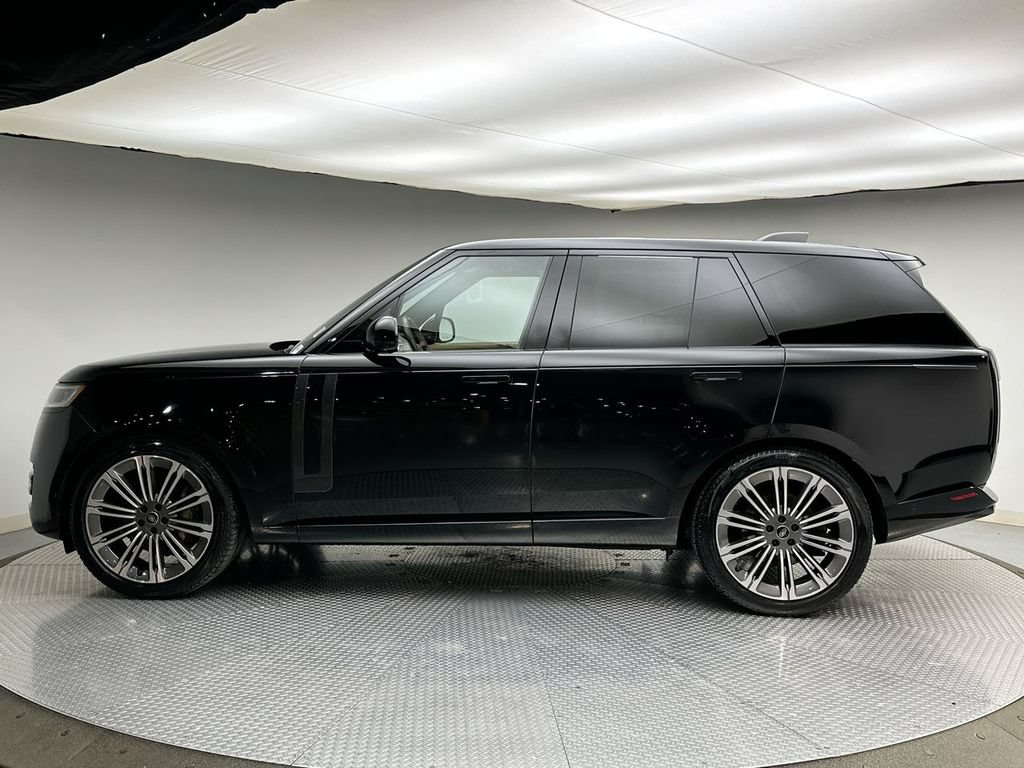 Used 2023 Land Rover Range Rover SE AWD/4WD image 10