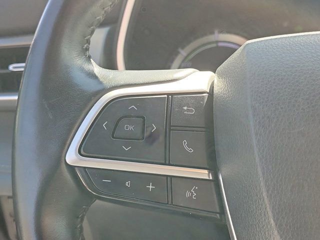 Used 2022 Toyota Highlander XLE image 31
