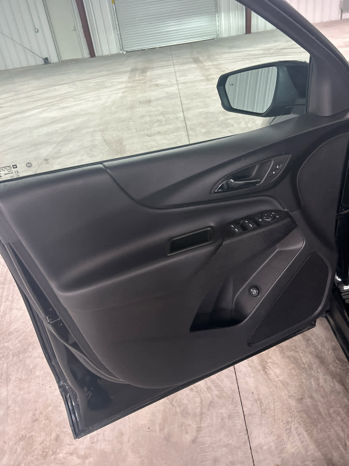 Used 2024 Chevrolet Equinox LT image 15