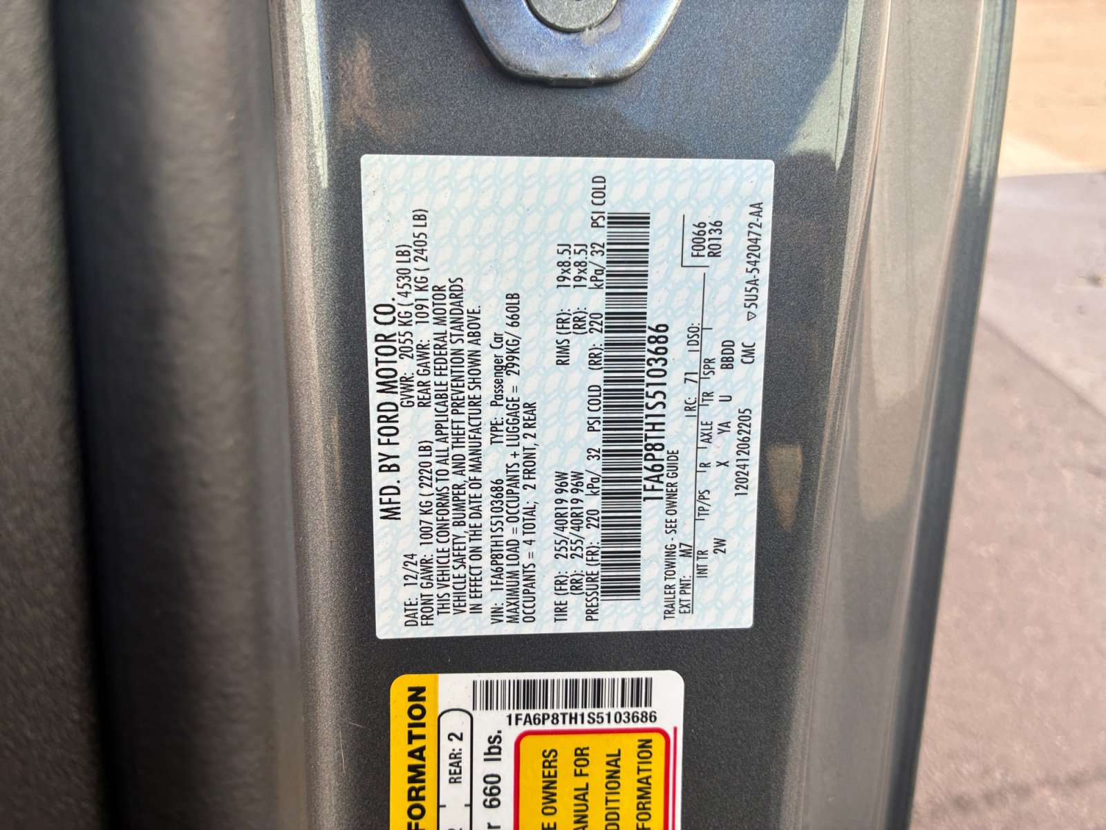 Used 2025 Ford Mustang EcoBoost image 32