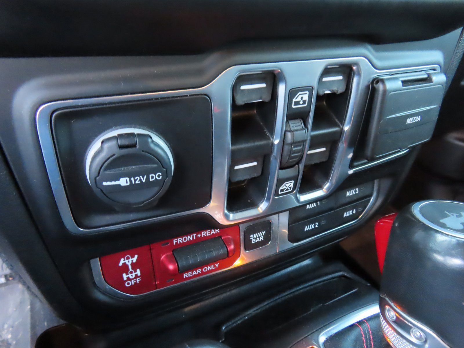 Used 2020 Jeep Wrangler Unlimited Rubicon w/ Quick Order Package 28Y Recon image 28