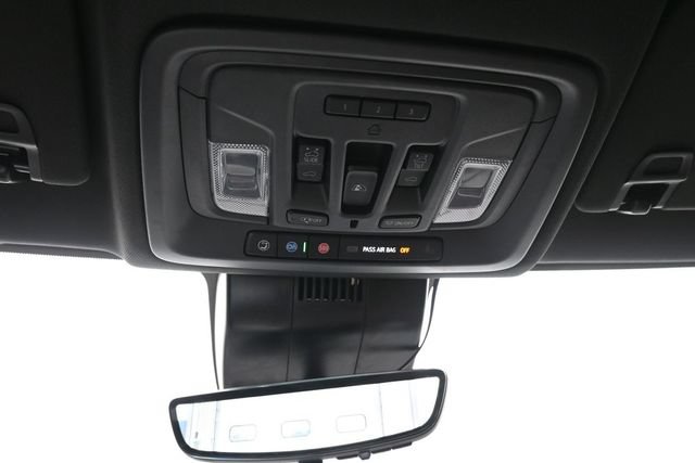 Used 2025 Chevrolet Silverado 1500 High Country AWD/4WD image 52